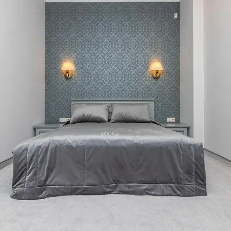 Senoji Hansa Hotel 3*