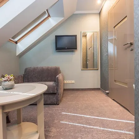 Szálloda Senoji Hansa 3*