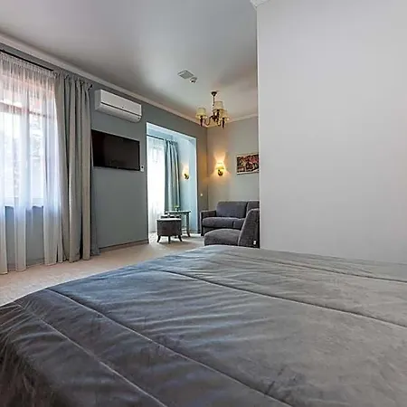 Cipolino 3*