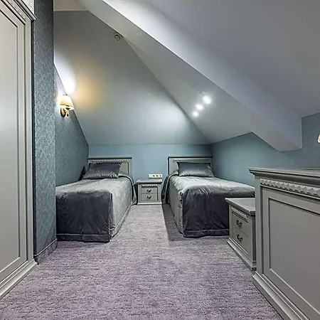 Cipolino 3*