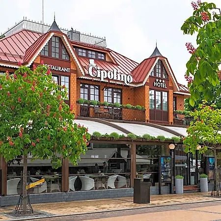 Cipolino Hotell 3*