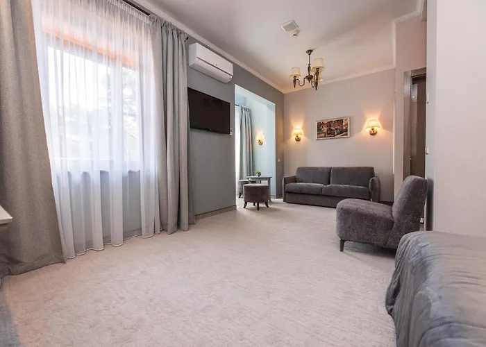 Senoji Hansa Hotell 3*